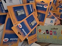 Lot kaartjes, inpakpapier, zakken - afbeelding 3 van  12