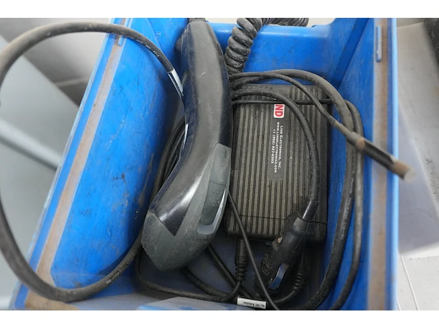Lot kabelstrip- en krimpgereedschap in koffer - afbeelding 7 van  12