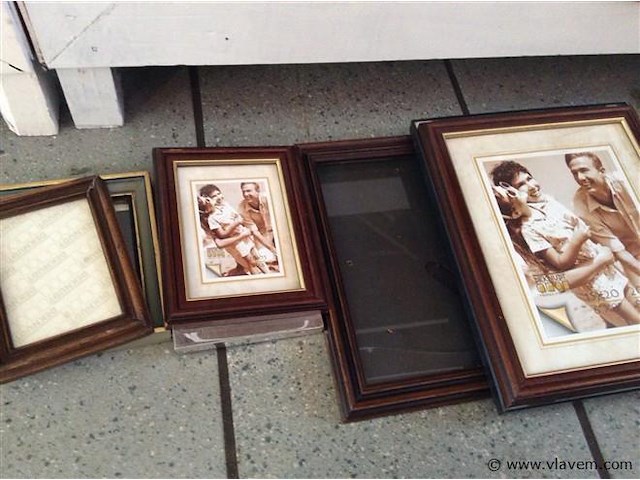 Lot kaders - afbeelding 2 van  2