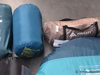 Lot kampermateriaal wo tenten - afbeelding 2 van  3