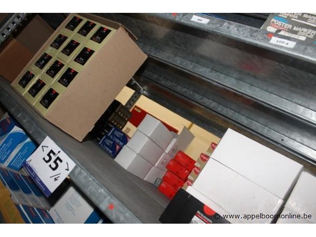 Lot kantoorartikelen - afbeelding 1 van  1