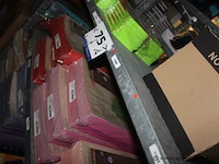 Lot kantoorartikelen - afbeelding 1 van  1