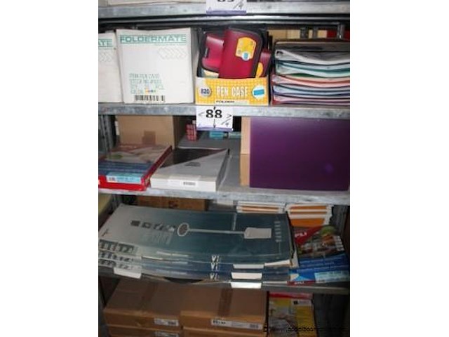 Lot kantoorartikelen - afbeelding 1 van  1