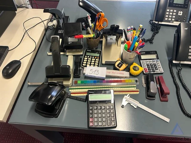 Lot kantoormateriaal - afbeelding 1 van  1