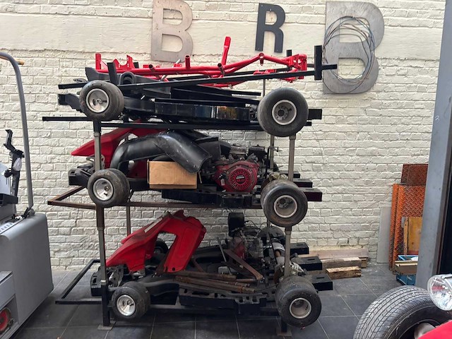 Lot karting kaders - afbeelding 1 van  4