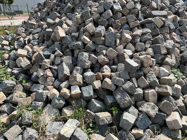 Lot kasseien stenen & bakstenen - afbeelding 5 van  13