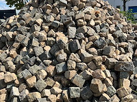 Lot kasseien stenen & bakstenen - afbeelding 7 van  13