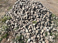 Lot kasseien stenen & bakstenen - afbeelding 8 van  13