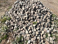 Lot kasseien stenen & bakstenen - afbeelding 10 van  13