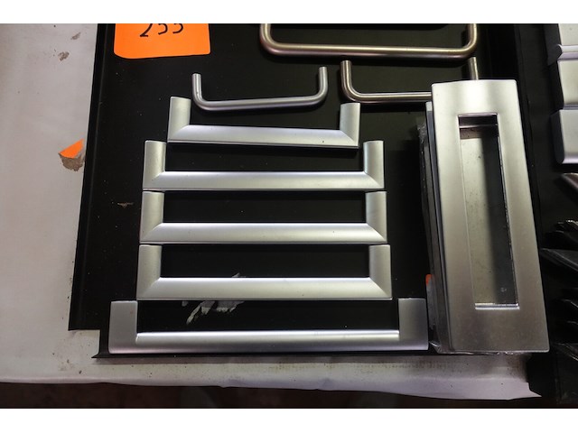 Lot kastgrepen - afbeelding 2 van  6