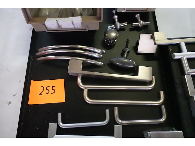 Lot kastgrepen - afbeelding 3 van  6