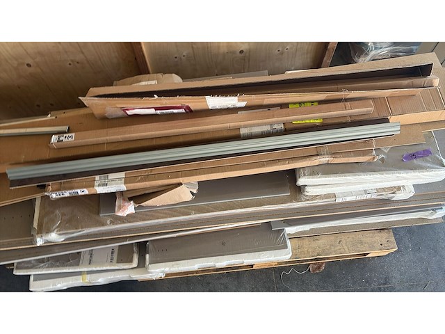 Lot kastonderdelen - afbeelding 3 van  3