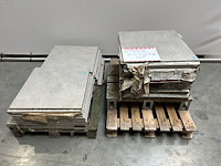 Lot keramische tegels betonlook +/- 20 m²