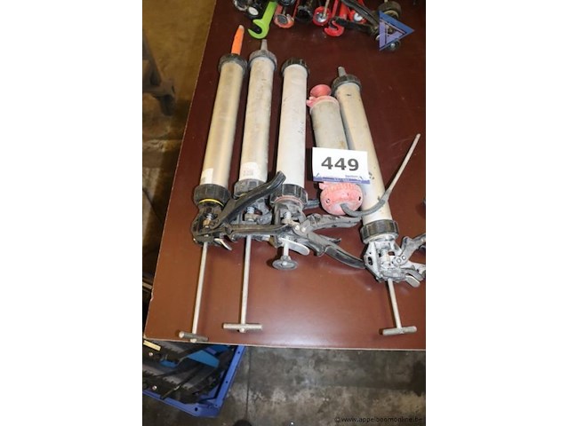 Lot kitpistolen - afbeelding 1 van  1