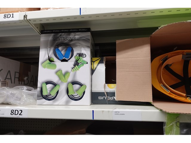 Lot kleding - afbeelding 2 van  23