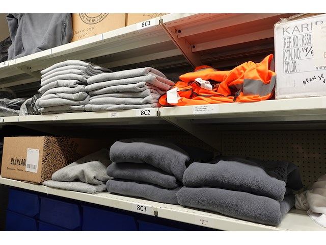 Lot kleding - afbeelding 6 van  23