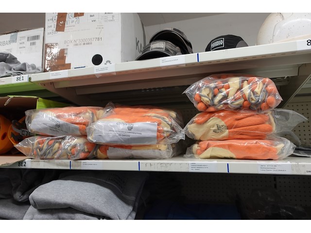 Lot kleding - afbeelding 12 van  23