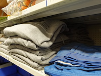 Lot kleding - afbeelding 19 van  23