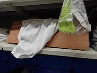 Lot kleding - afbeelding 23 van  23