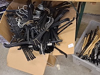 Lot kleerhangers - afbeelding 1 van  1