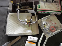 Lot klinken, handgrepen, scharnieren, kapstokken - afbeelding 4 van  13