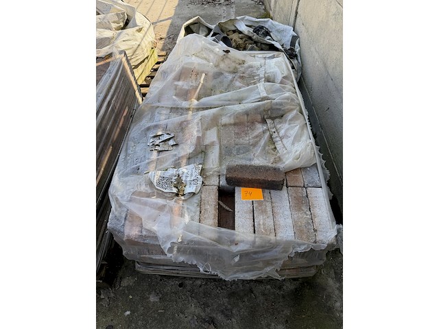 Lot klinkers - afbeelding 1 van  1