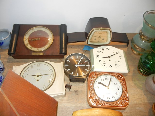 Lot klokken (7 stuks) - afbeelding 1 van  2