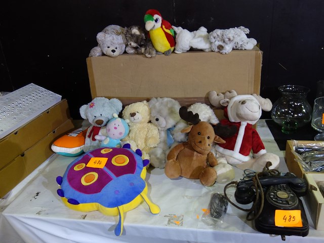 Lot knuffels - afbeelding 1 van  1