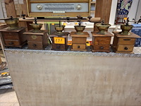 Lot koffiemolens ( 7 x ) - afbeelding 1 van  2