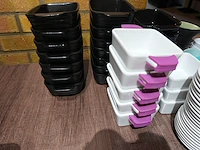 Lot koffietassen, aperitiefschaaltjes, ovenschoteltjes en sauskommetjes - afbeelding 8 van  11