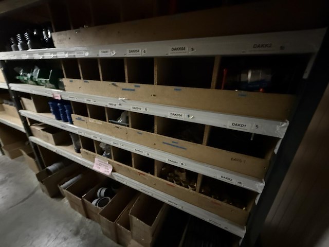 Lot kogelkranen / sluitingen & koppelstukken - afbeelding 13 van  25
