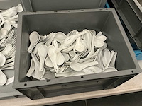 Lot kommetjes, schaaltjes, bordjes en potjes - afbeelding 3 van  13