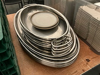 Lot kommetjes, schaaltjes, bordjes en potjes - afbeelding 8 van  13