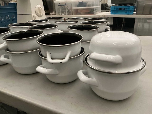 Lot kommetjes - afbeelding 8 van  9