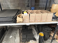 Lot koppelstukken & pvc panelen - afbeelding 1 van  4