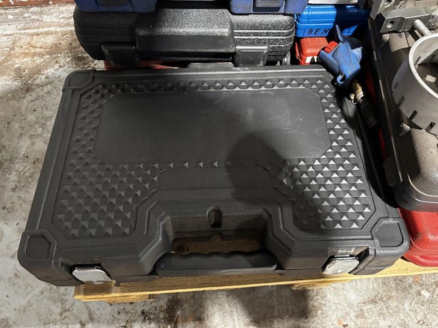 Lot lager-en poelietrekkersets - afbeelding 2 van  20