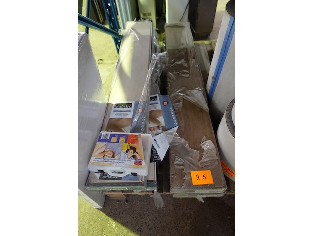 Lot laminaat voor vloer en wanden - afbeelding 3 van  9