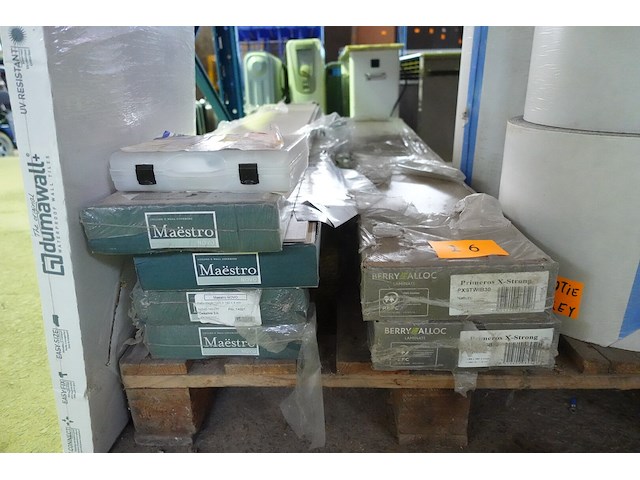 Lot laminaat voor vloer en wanden - afbeelding 4 van  9