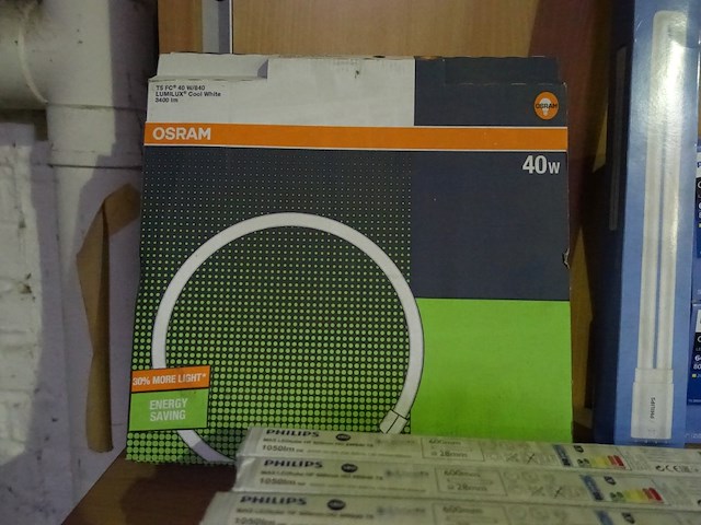 Lot lampen - afbeelding 2 van  25