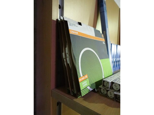 Lot lampen - afbeelding 3 van  25