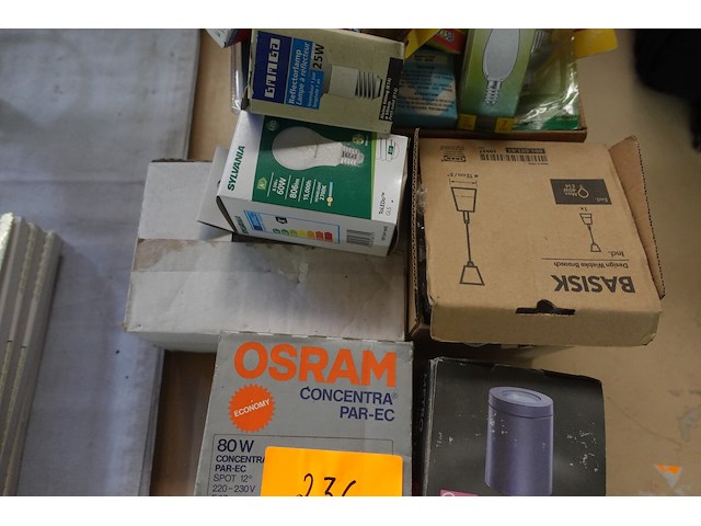 Lot lampen - afbeelding 6 van  6