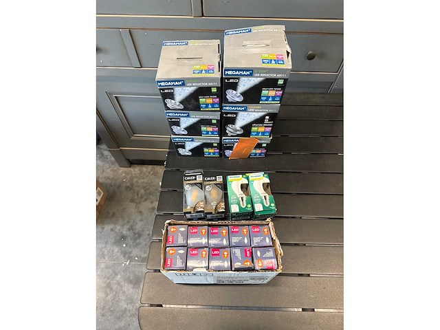 Lot lampen - afbeelding 1 van  3