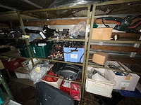 Lot land rover auto onderdelen op linkse rek - afbeelding 1 van  9