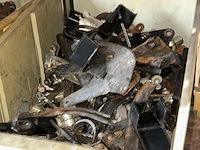 Lot land rover auto onderdelen op linkse rek - afbeelding 8 van  9