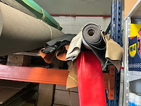 Lot leder en vulling - afbeelding 1 van  2