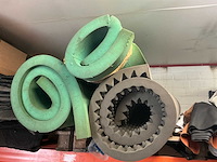 Lot leder en vulling - afbeelding 2 van  2