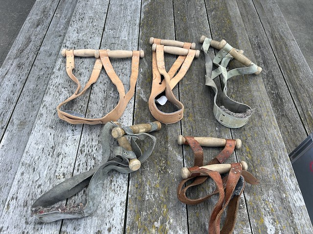Lot lederen glasdragers - afbeelding 3 van  3