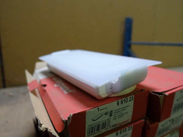 Lot legrand - afbeelding 15 van  16