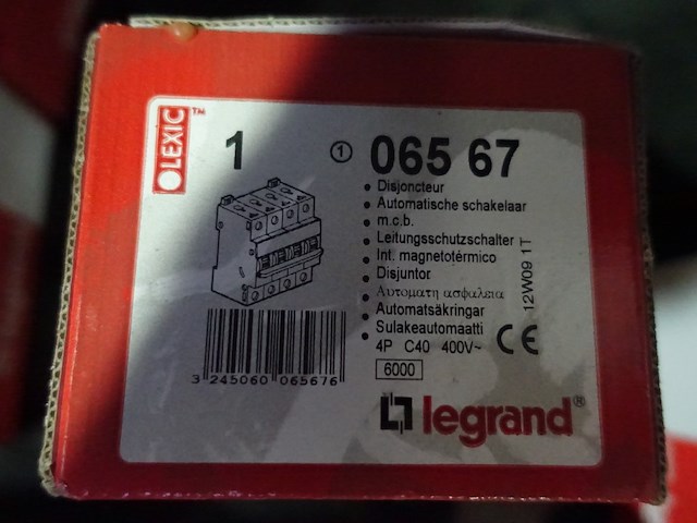 Lot legrand - afbeelding 7 van  17