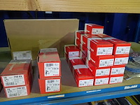 Lot legrand - afbeelding 5 van  17